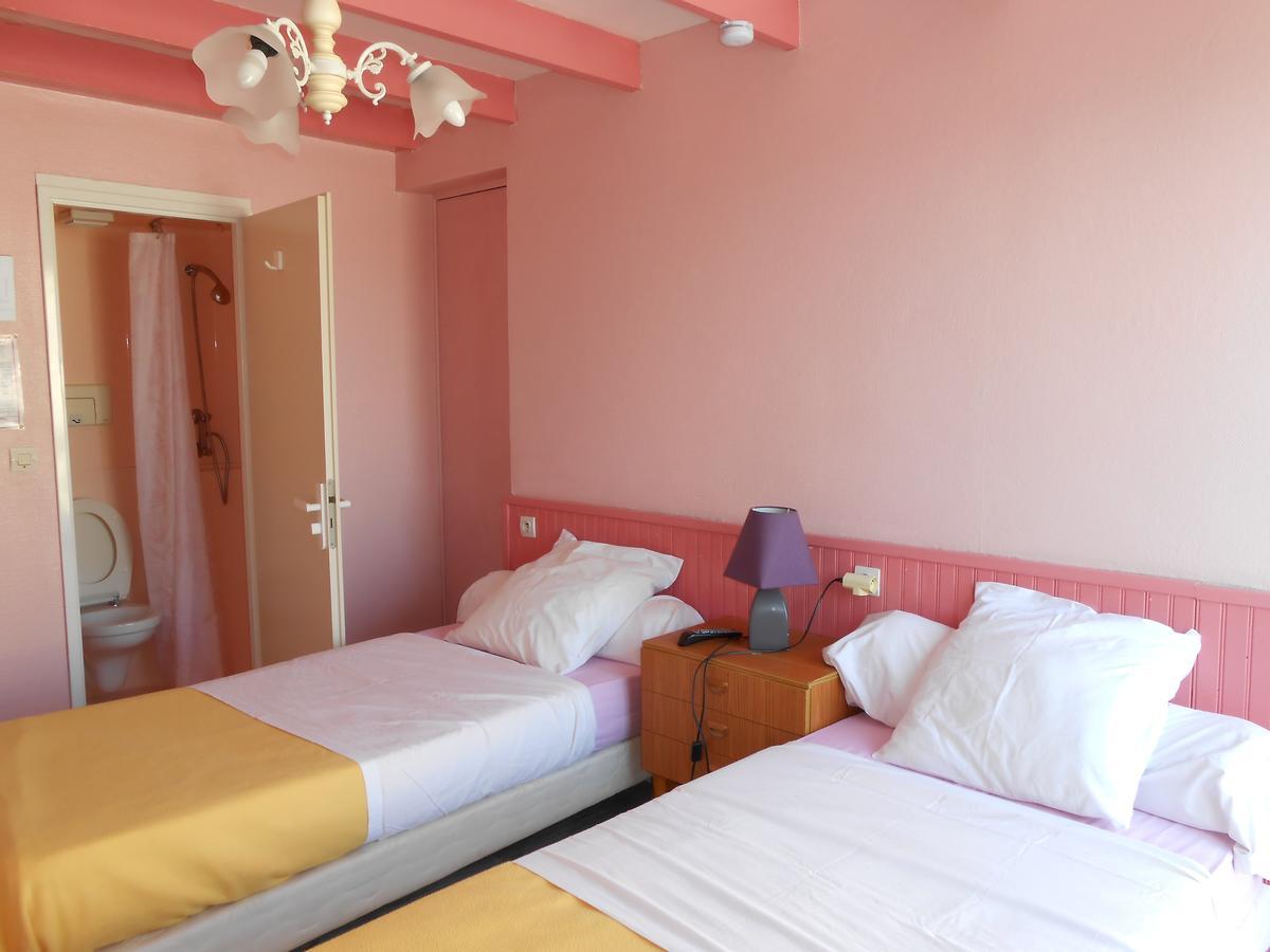 Hotel Le Cargo روشفور المظهر الخارجي الصورة
